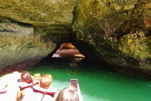 From Vilamoura: 2.5-Hour Benagil Cave and Dolphins Boat Tour