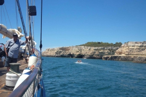 From Vilamoura: Algarve Coast 3-Hour Sailing Cruise