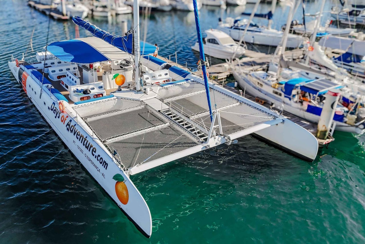 FUN & CHILL – GOLDEN COAST SAILING TOUR