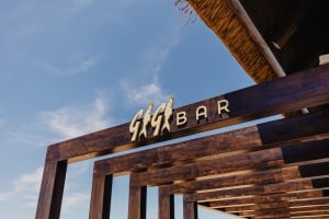 Gigi's Bar