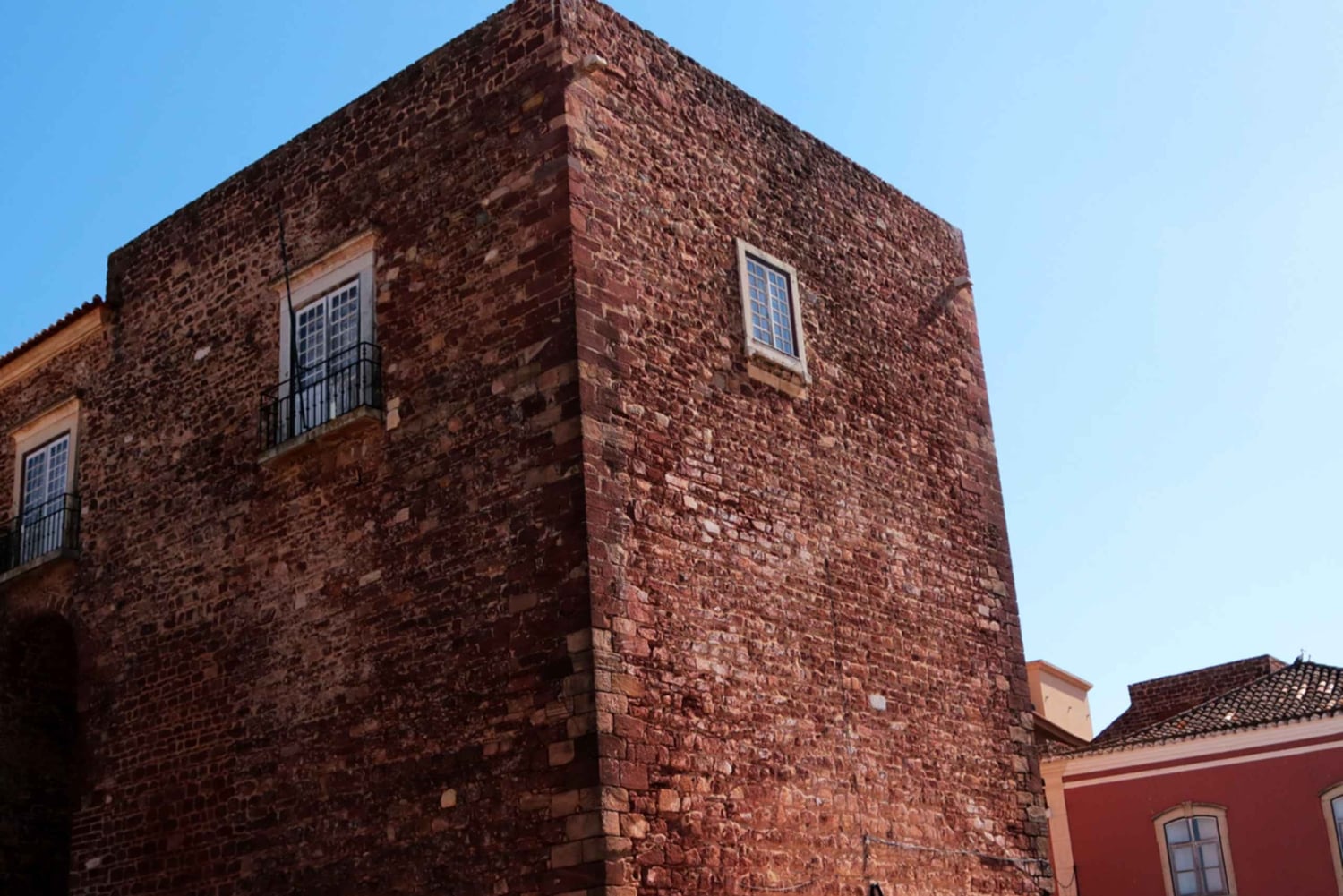 アルガルヴェのイスラム首都シルベスへのガイド付き訪問