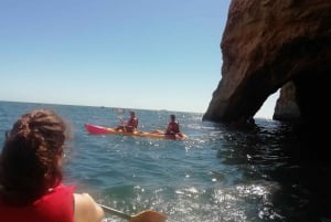 Lagoa: Benagil Cave and Marinha Beach Guided Kayaking Tour