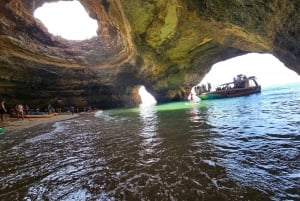 Lagoa: Benagil Cave and Marinha Beach Guided Kayaking Tour