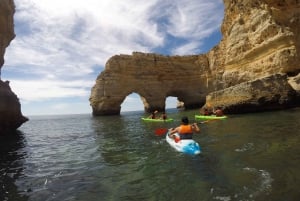 Lagoa: Benagil Caves Kayaking Tour