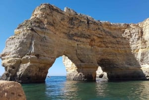 Lagoa: Benagil Caves Kayaking Tour