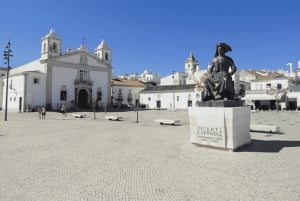 Lagos: Electric Tuk Tuk Tour with Local Guide