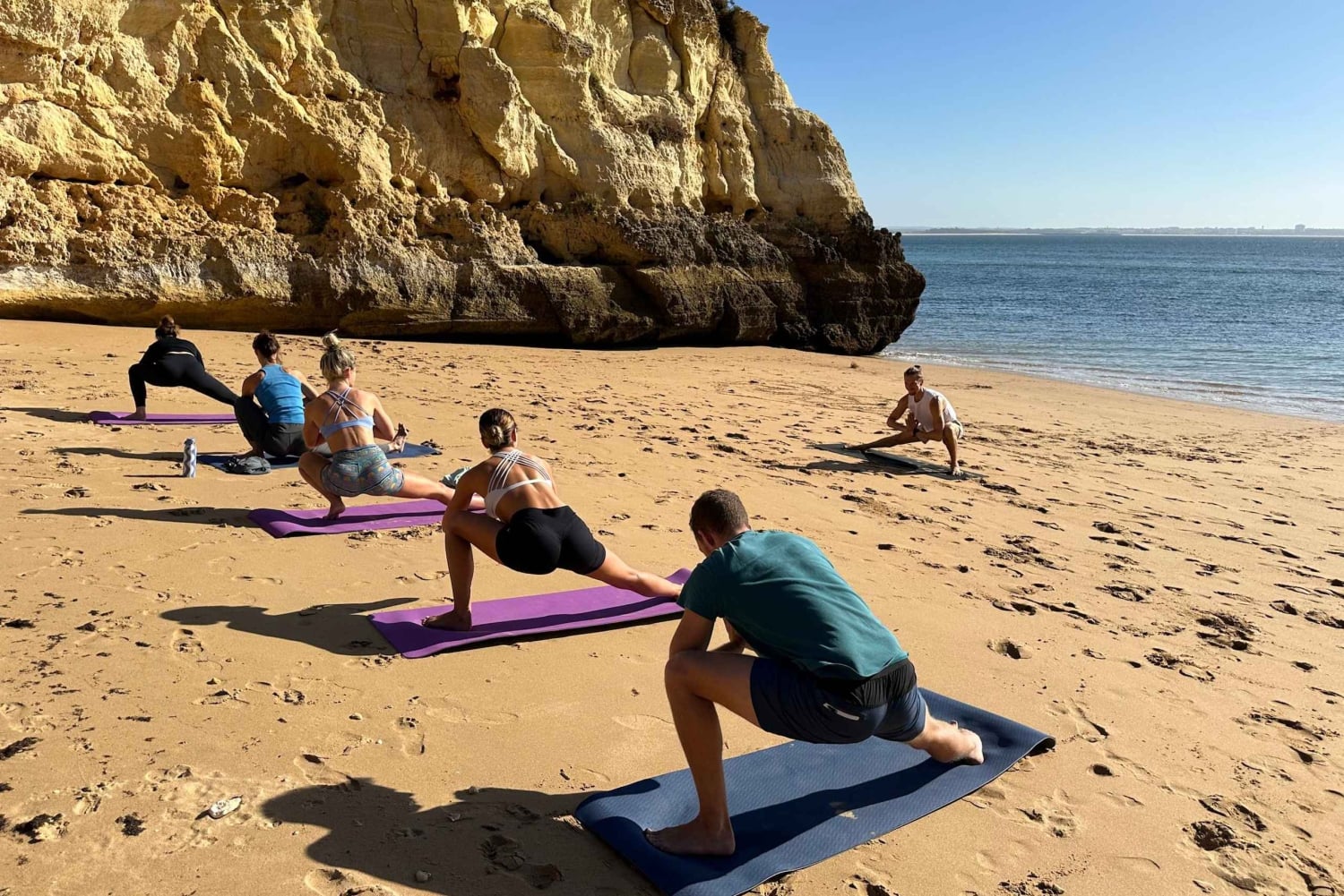 Лагуш: Flow & Glow | Утренняя хатха-йога на пляже