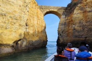 Lagos: Guided Ponta da Piedade Sunset Boat Tour