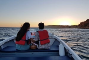 Lagos: Opastettu Ponta da Piedaden auringonlaskukierros