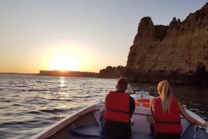 Lagos: Opastettu Ponta da Piedaden auringonlaskukierros