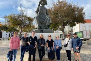 Lagos: Guided Walking Tour with Brodie from Australia