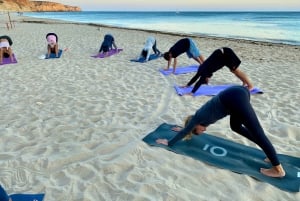 Lagos : Calme océanique | Yoga sur la plage et voyage sonore au handpan