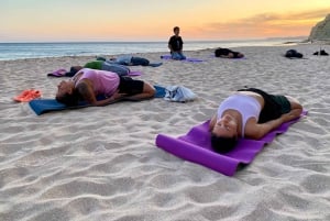 Lagos : Calme océanique | Yoga sur la plage et voyage sonore au handpan