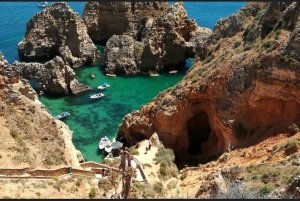 Lagos : tour en bateau au coucher du soleil à Ponta da Piedade