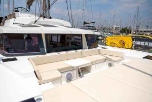Lagos: Private Catamaran Cruise with Drinks and Snacks