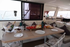 Lagos: Private Catamaran Cruise with Drinks and Snacks