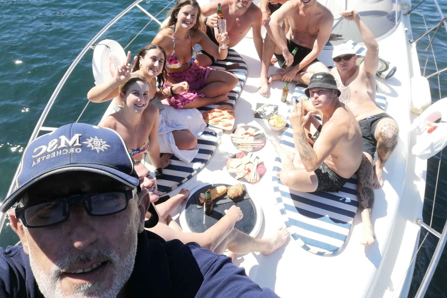 Lagos: crucero privado de lujo con tapas y bebidas