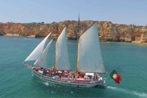 Lagos: Excursión en velero a Ponta da Piedade