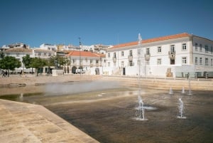 Lagos: Flexible Walking Tour in Historic Center