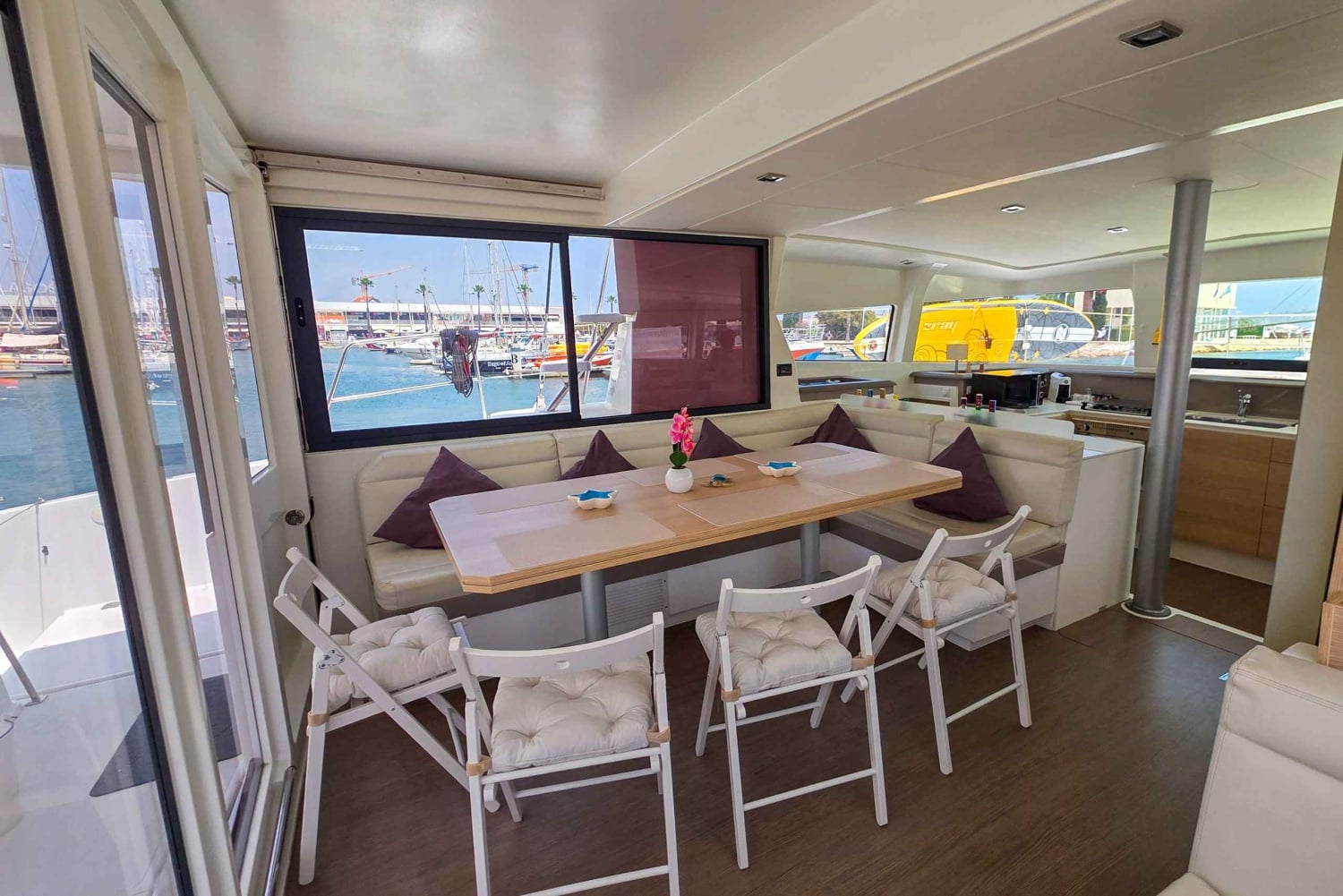 Lagos: Sunset Catamaran Cruise with Welcome Drink