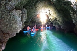 Lagos SUP Caves&Grottoes Tour at Sunrise, Ponta da Piedade