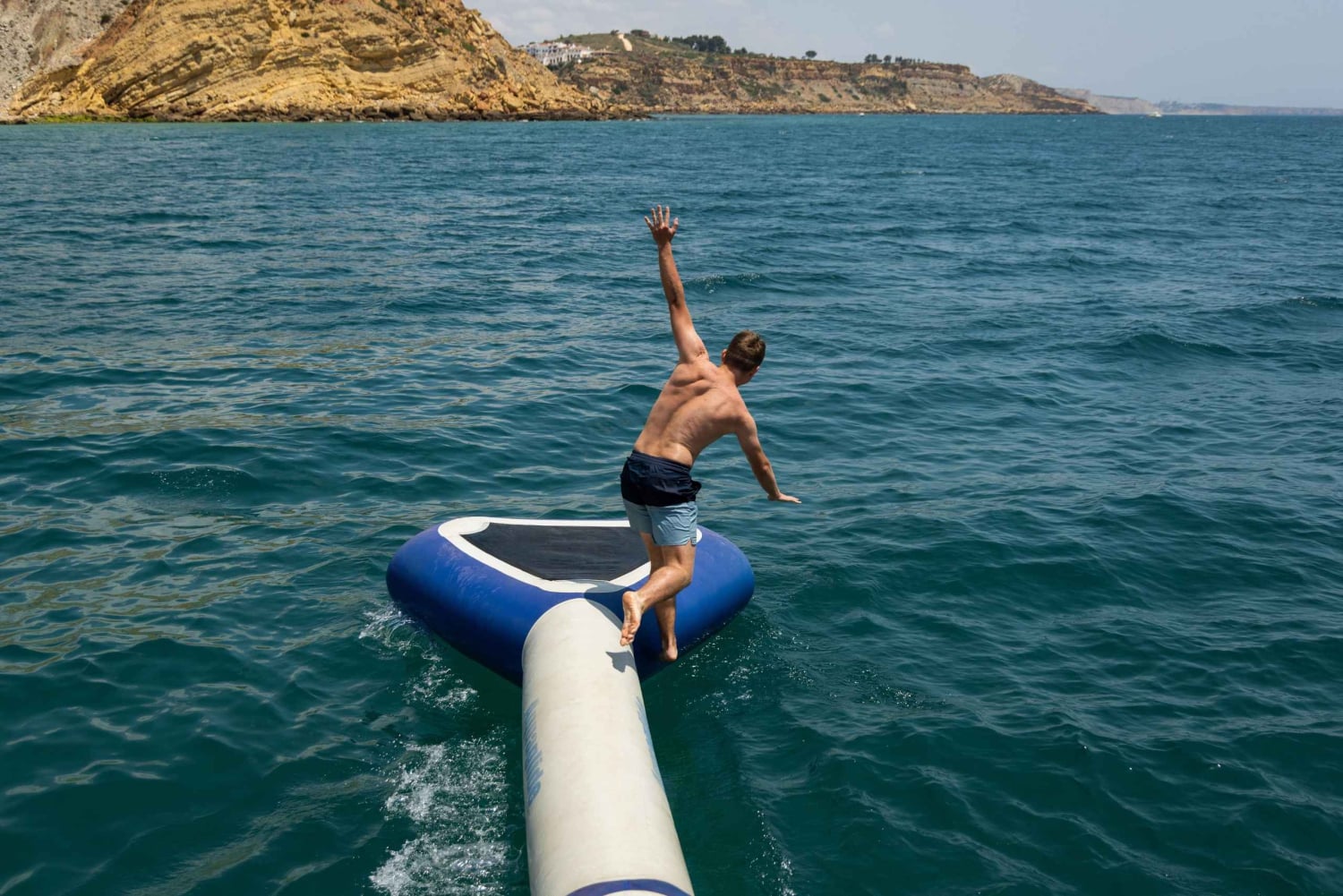 Lagos to Burgau: Algarve Catamaran Cruise with Lunch