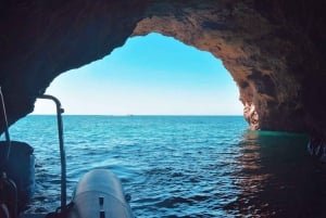 Lagos : explorez l'emblématique grotte de Benagil