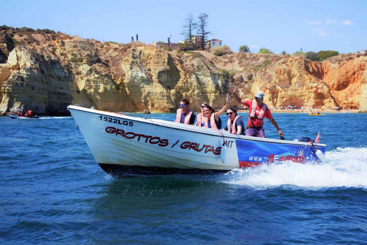 Lagos: Omvisning med båt i Ponta da Piedade med lokal guide