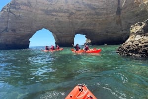 Lisboa: Dagstur til Algarve med båtcruise i Benagil-grotten