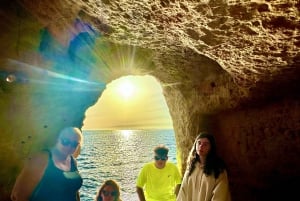 Lisboa: Dagstur til Algarve med båtcruise i Benagil-grotten