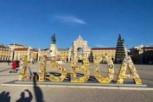 Lisbonne : visite en Piaggio classique à travers la belle et historique Lisbonne