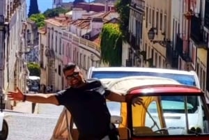 Lisbonne : visite en Piaggio classique à travers la belle et historique Lisbonne