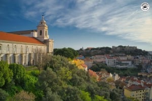 LISBOA: EXPLORA EL CASCO ANTIGUO DE ALFAMA EN TUK TUK ELÉCTRICO