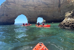 Lisboa:Tour particular ao Algarve, com cruzeiro guiado às grutas de Benagil