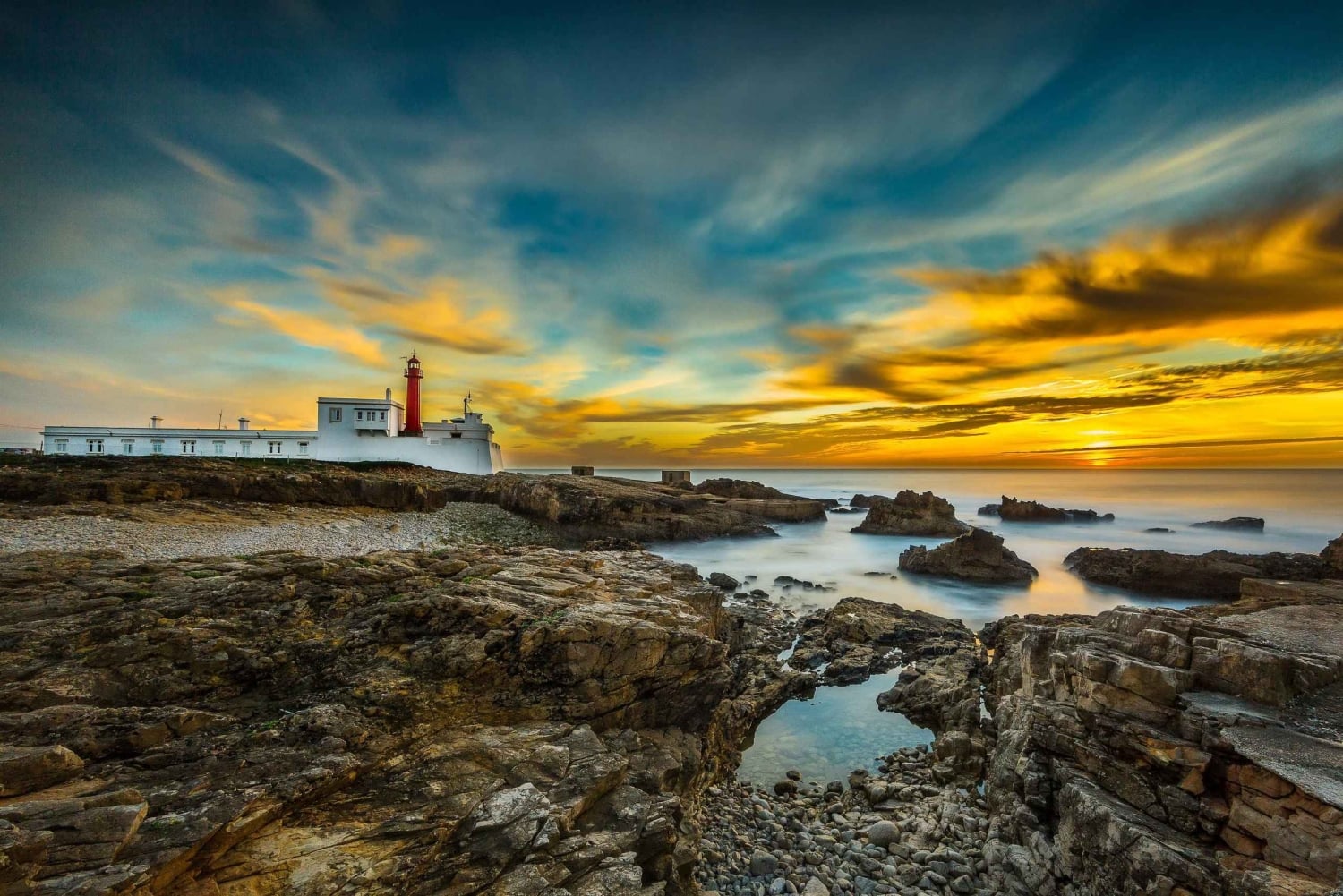 リスボン：アルガルヴェへのプライベートツアー（送迎サービス＆ガイド付き）