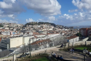 Lisbon: Private Walking Tour of the City's Highlights
