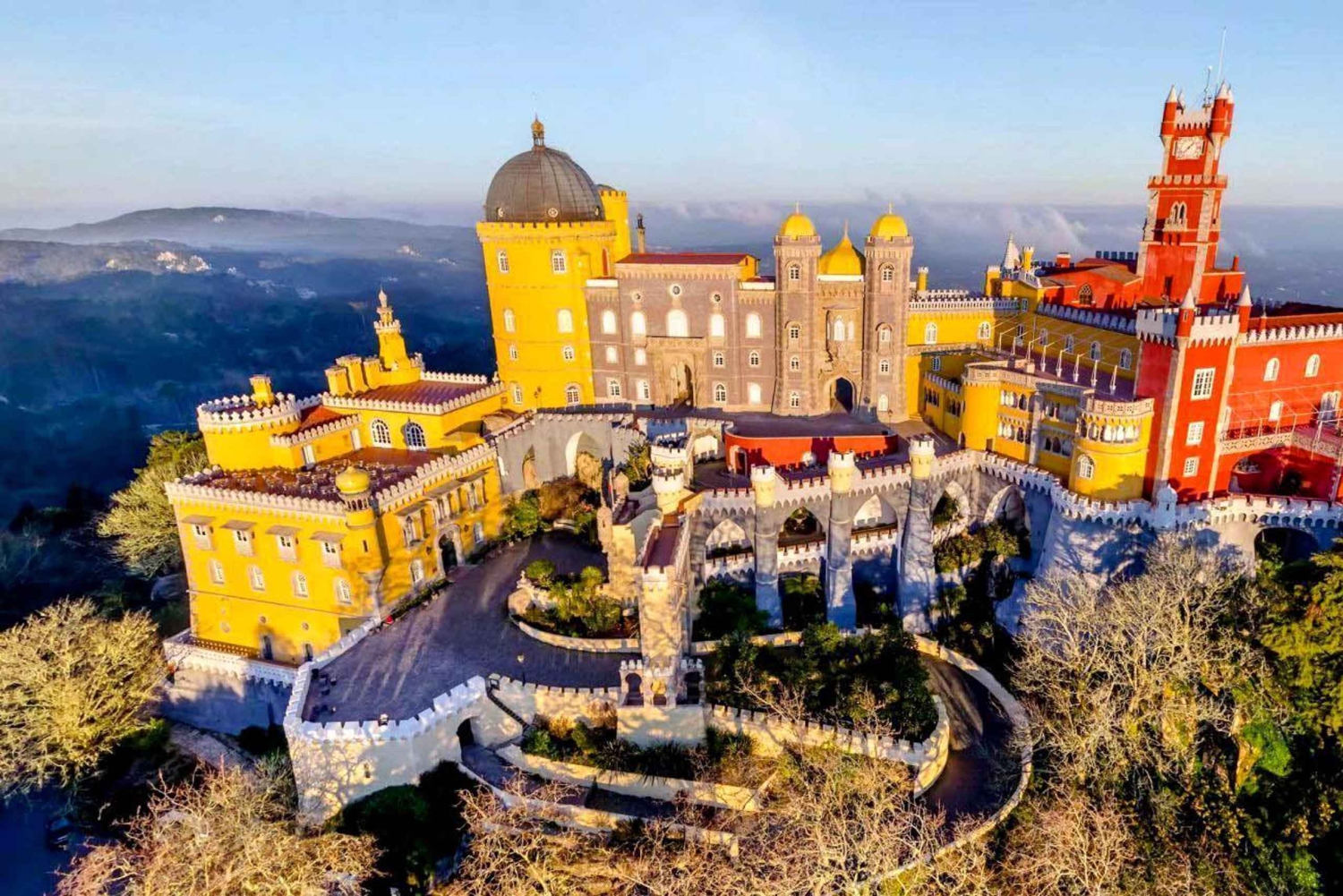 Lissabon: Miete einen Privatwagen mit Fahrer und plane deine Tour.