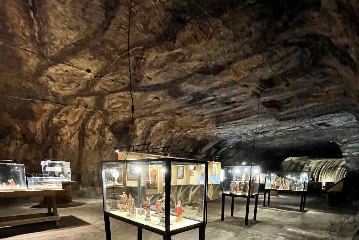 Loulé: St. Barbara Art Collection w/Guided Salt Mine Tour