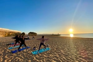 Strandyoga på morgonen i Albufeira av el Sol Lifestyle