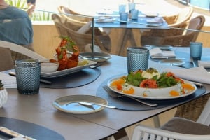 Old Navy Restaurant & Bar