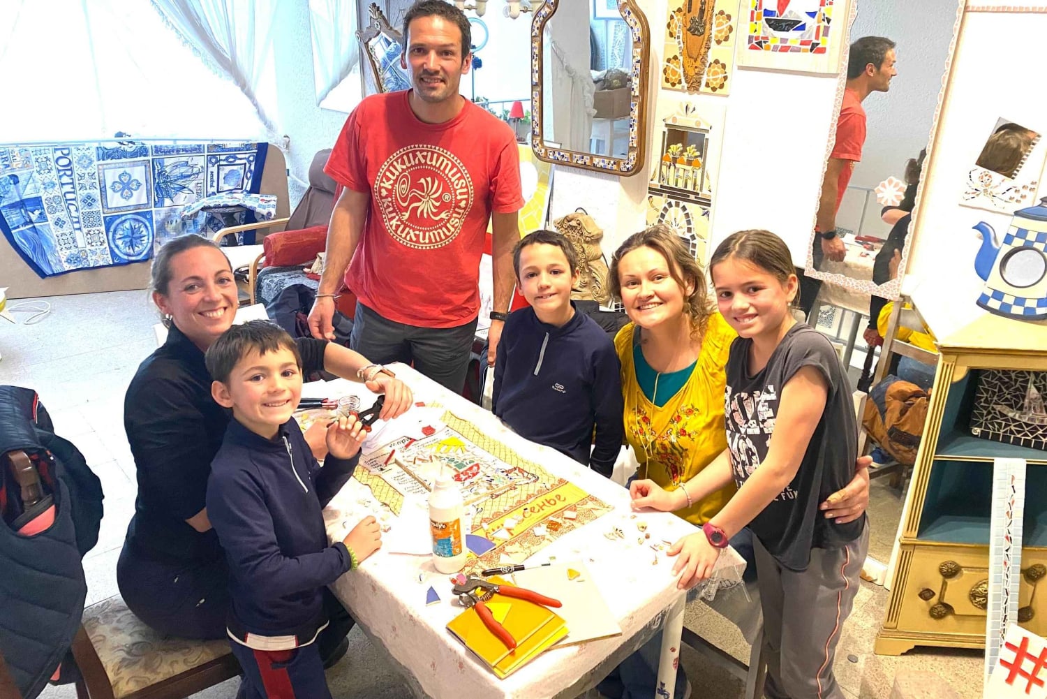 Olhão: Art Mosaic 2 hours Workshop by MosaicOlhão