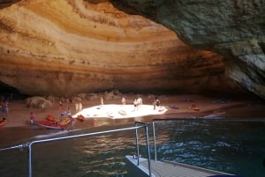 Portimão: Benagil Caves & Golden Coast Eco Catamaran Tour