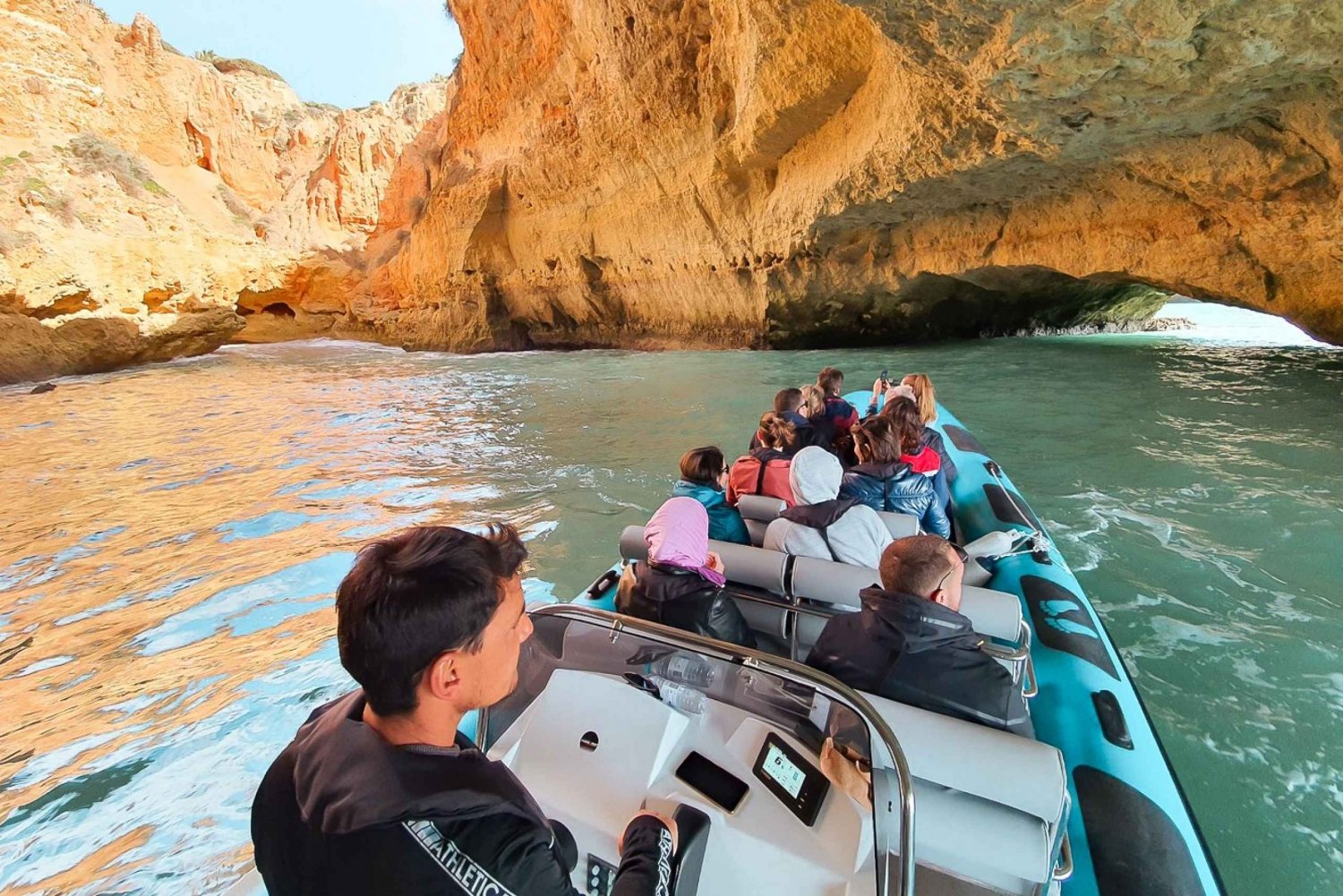 Portimão: Benagil-grotten og omvisning med båt på Praia de Marinha