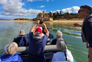 Portimão: Benagil Cave and Praia de Marinha Boat Tour