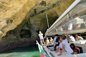 Portimão: Benagil-grotter og øko-katamaran-tur på Guldkysten
