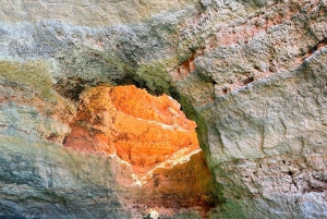 Portimão: Benagil Caves Speed Boat Tour with Marina Beach