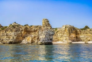 Portimão: Szybka wycieczka łodzią do jaskiń Benagil z opcją zachodu słońca