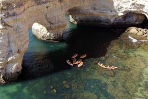 Portimão: Benagil Caves Speedboat and Kayak Guided Tour