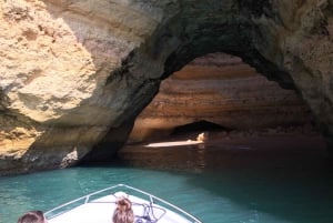 Portimão: Caves, Benagil and Algarve Coastline Boat Tour