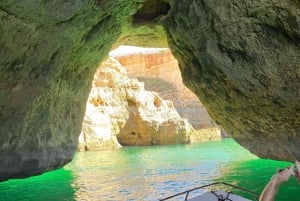 Portimão: Caves, Benagil and Algarve Coastline Boat Tour